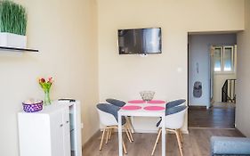 Holiday Apartmanhaz