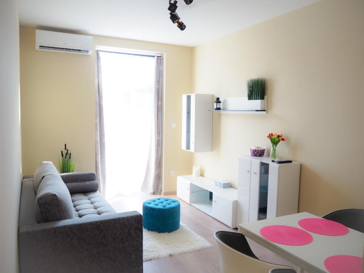 Holiday Apartmanhaz Harkan Exterior foto