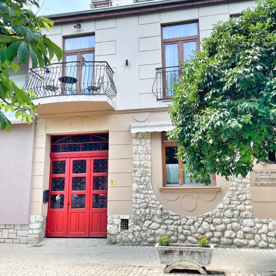 Holiday Apartmanhaz Harkan Exterior foto